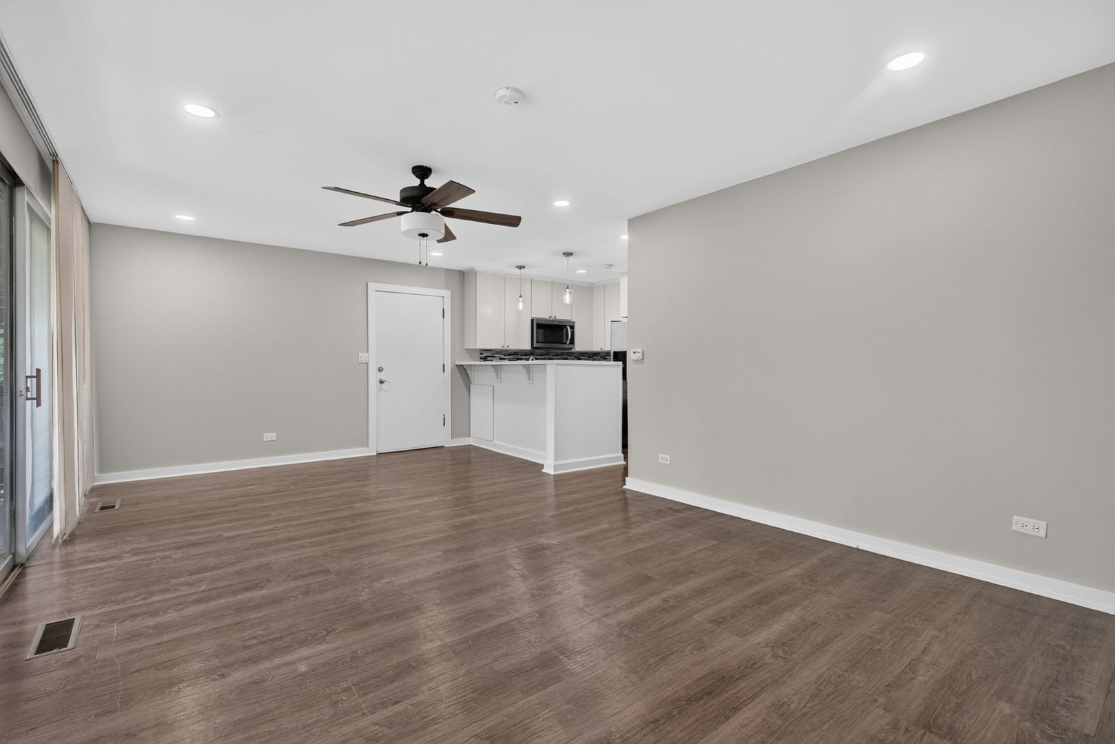 5518 E Lake Drive 90-c Property Photo 7