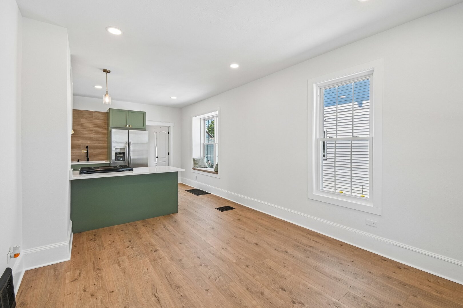 411 Leach Avenue Property Photo 3