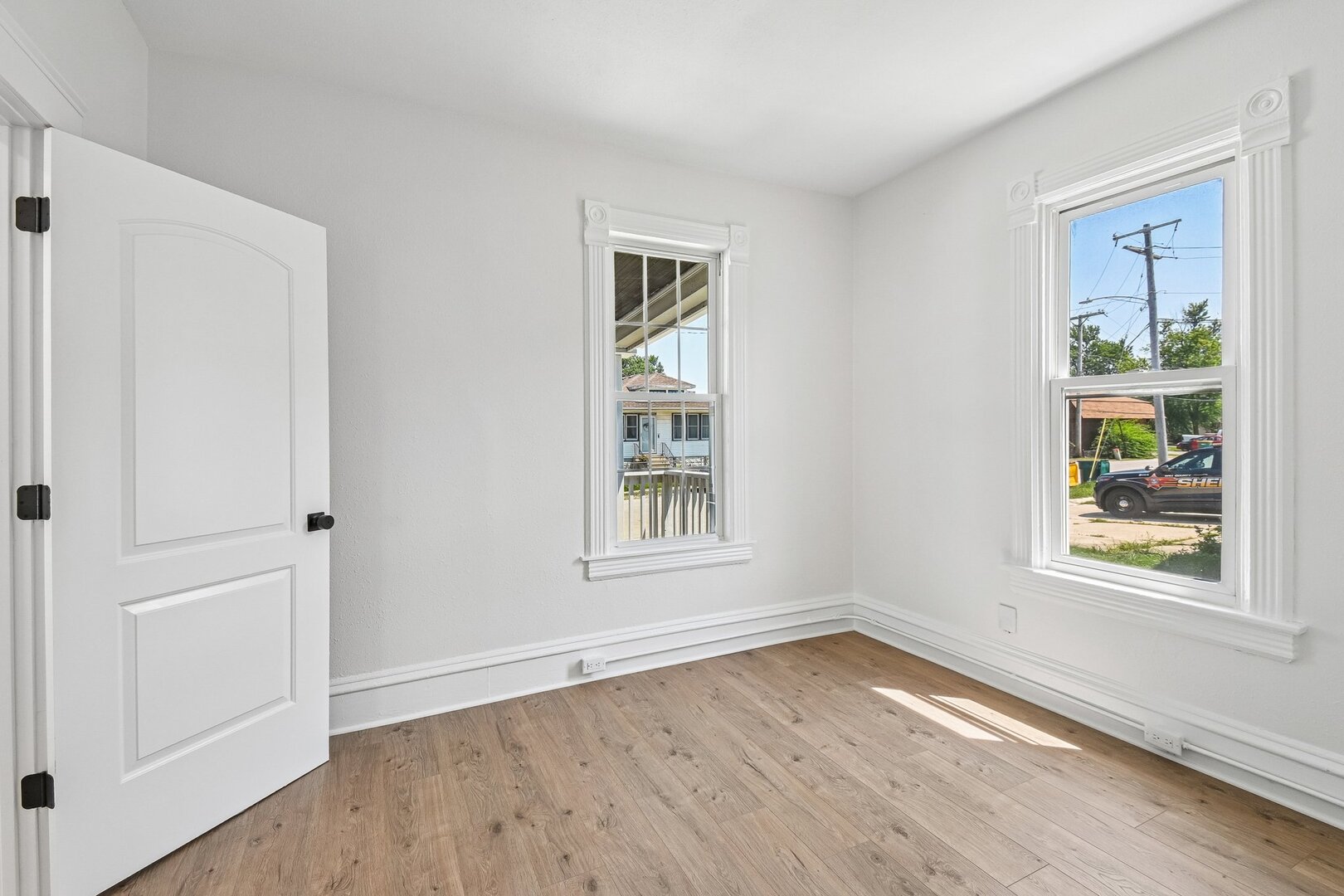 411 Leach Avenue Property Photo 11