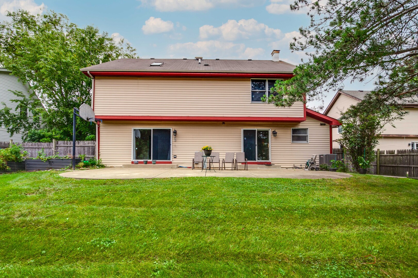 77 Montclair Road Property Photo 32