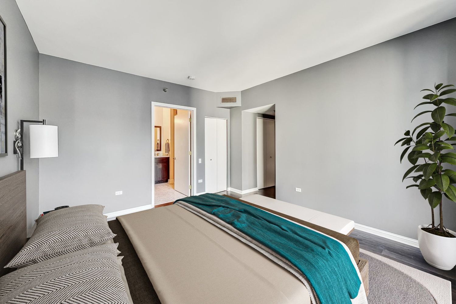 25 E Superior Street 1703 Property Photo 10