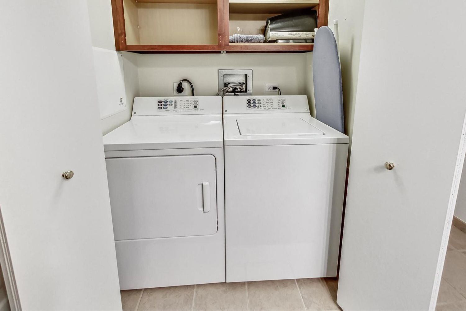 25 E Superior Street 1703 Property Photo 18