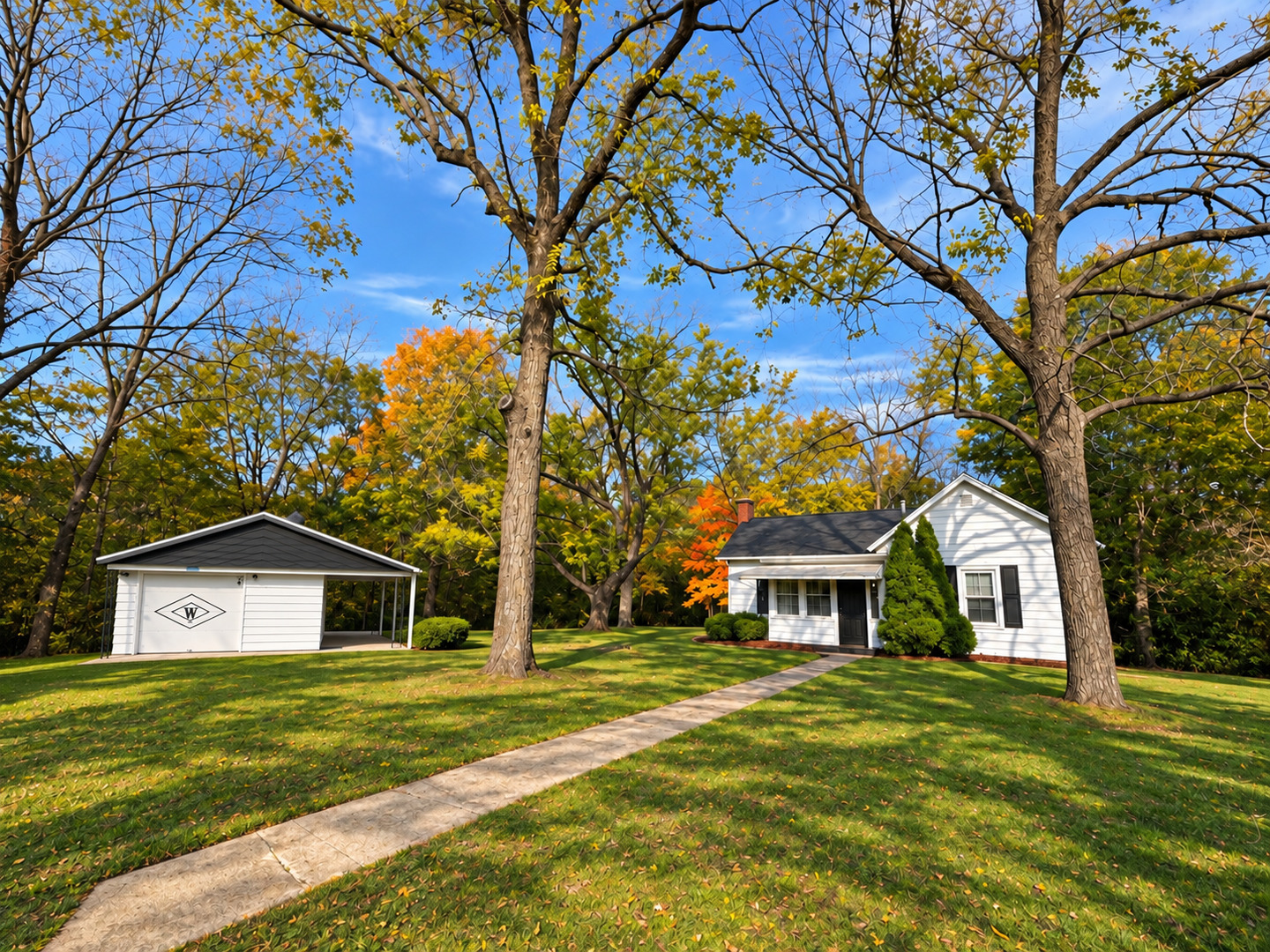 9453 1725 East Street Property Photo 1
