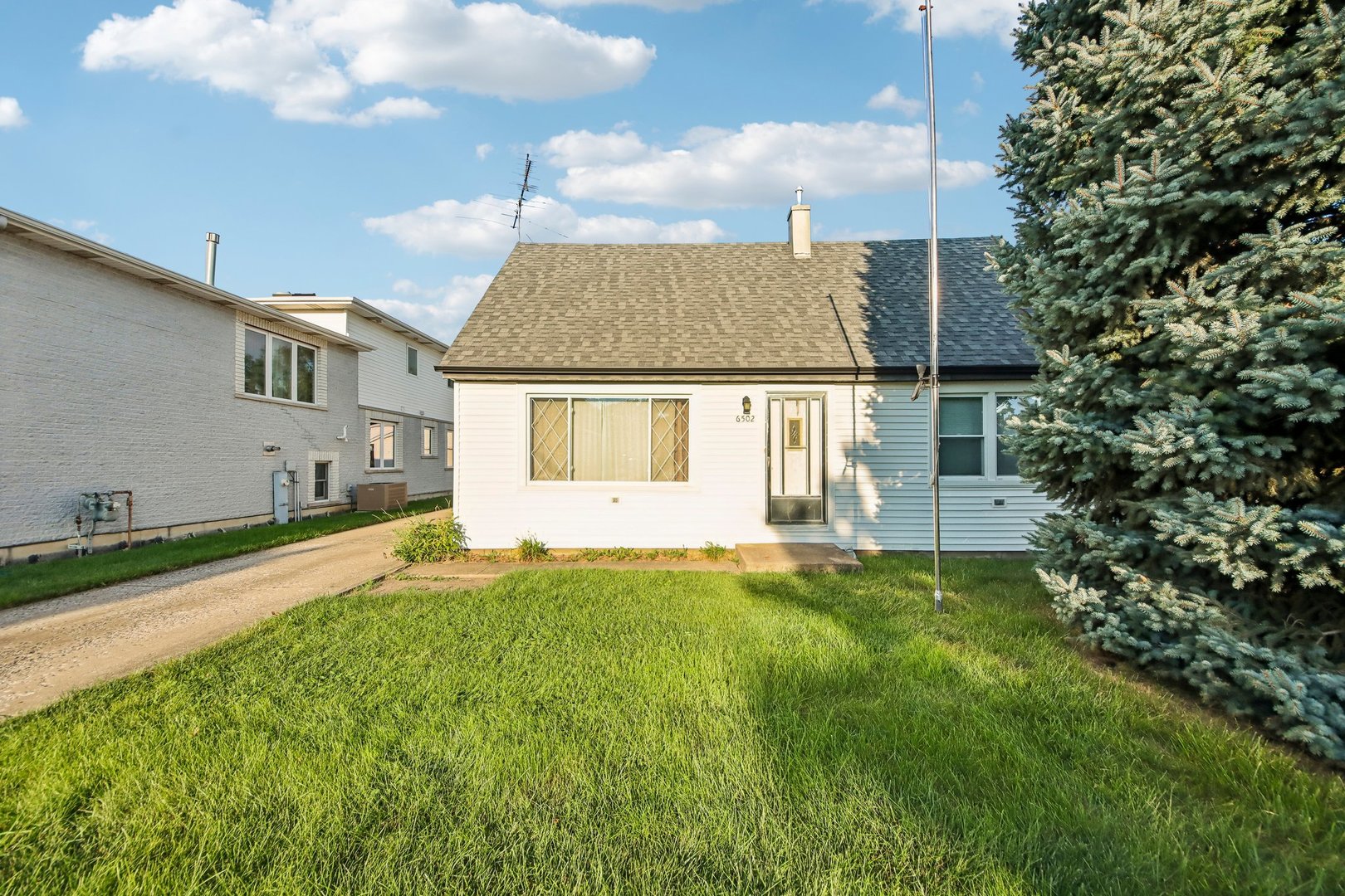 6502 Chester Avenue Property Photo 1
