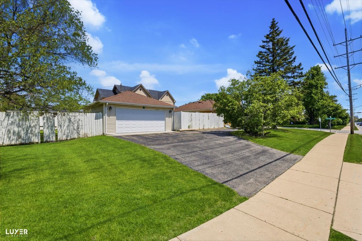 2 Washington Street Property Photo 38