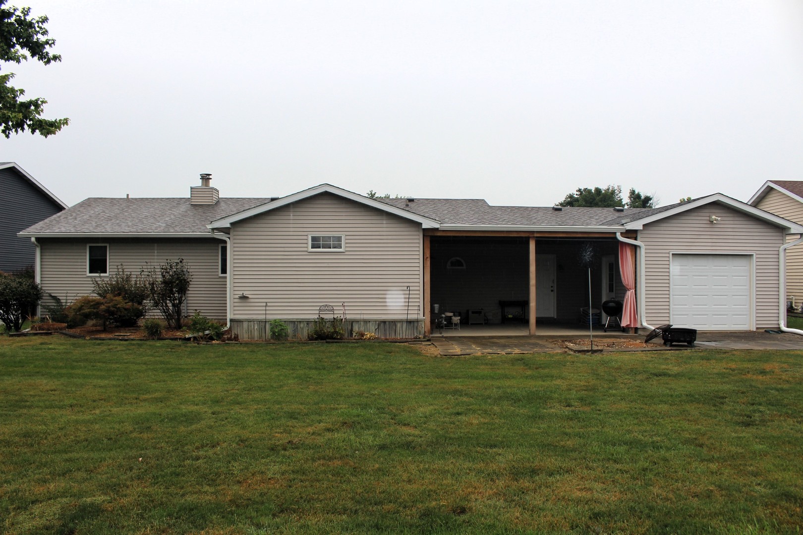 34 Colonial Drive Property Photo 2