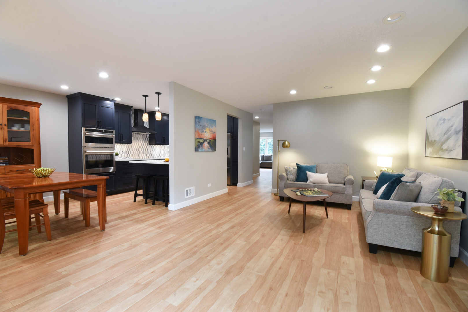 319 N Oak Park Avenue C Property Photo 6