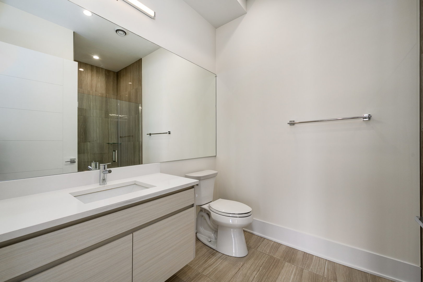 159 W North Avenue 406 Property Photo 11