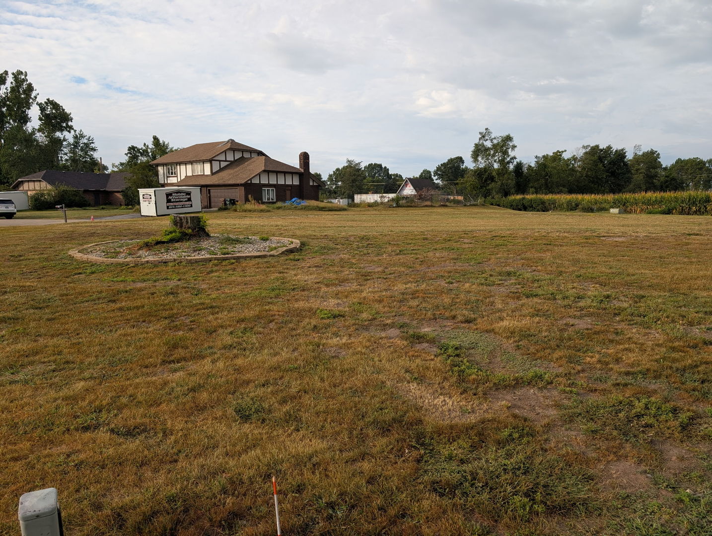 3 Julie Court Property Photo 5