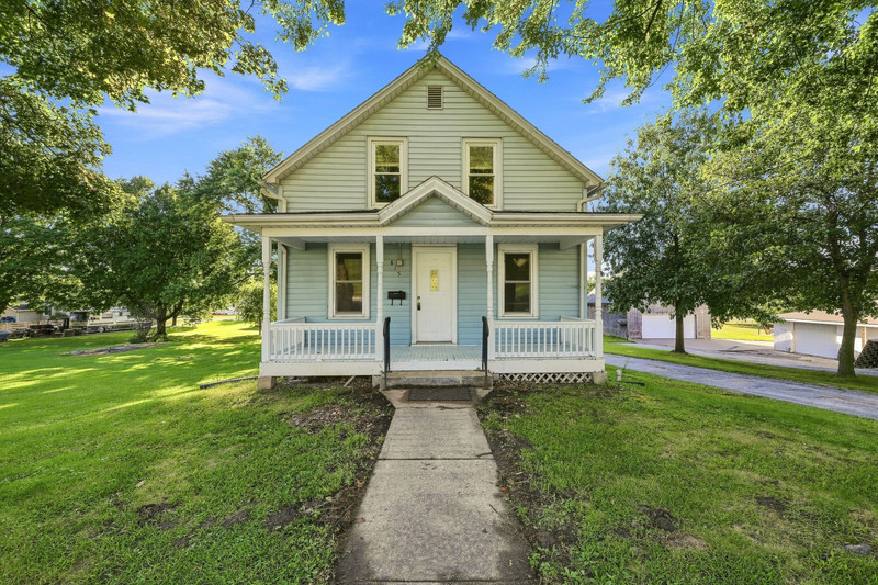 815 N High Street Property Photo 1