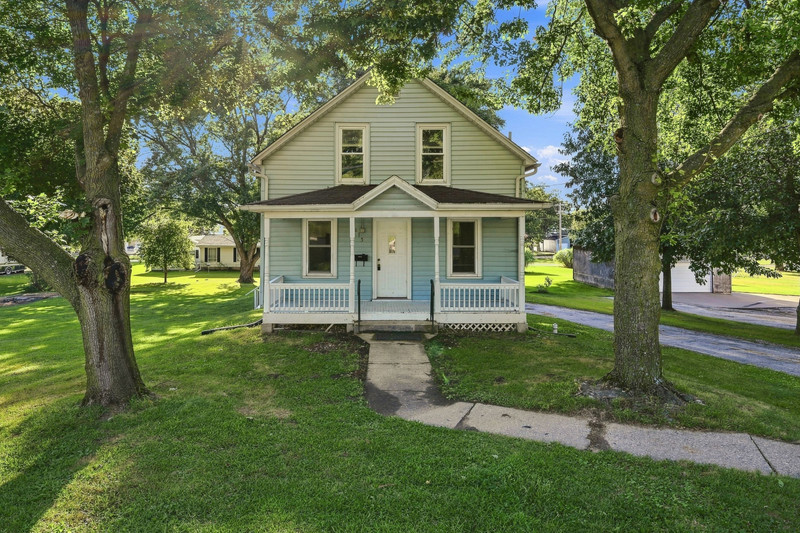 815 N High Street Property Photo 4