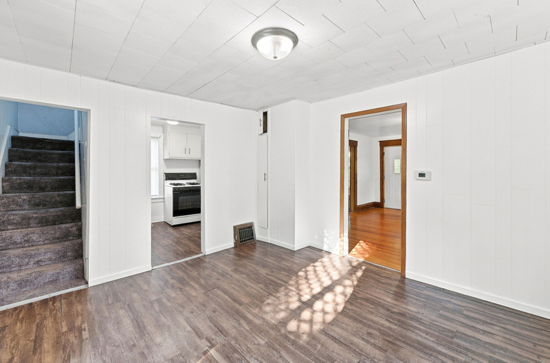 815 N High Street Property Photo 12