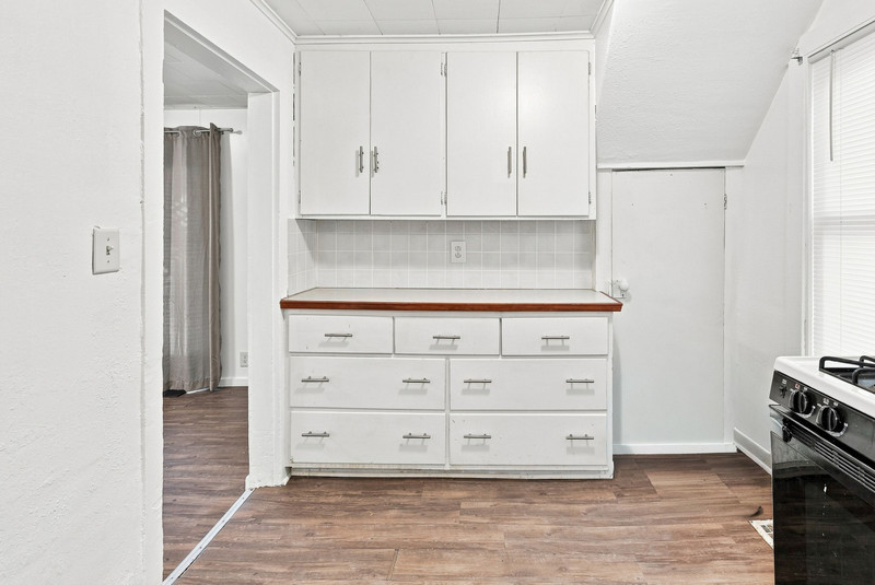 815 N High Street Property Photo 17