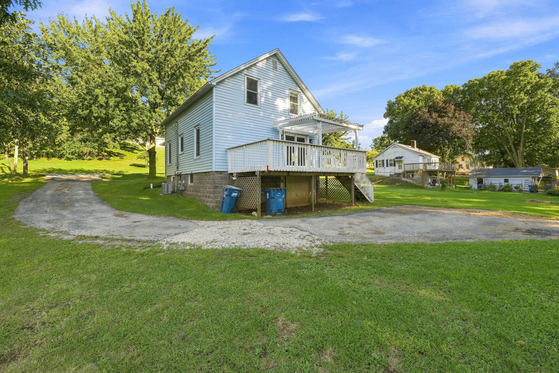 815 N High Street Property Photo 29
