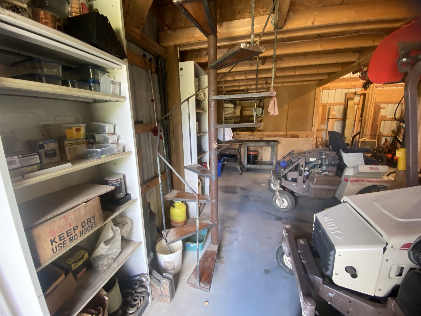 5702 N Thompsonville Road Property Photo 26