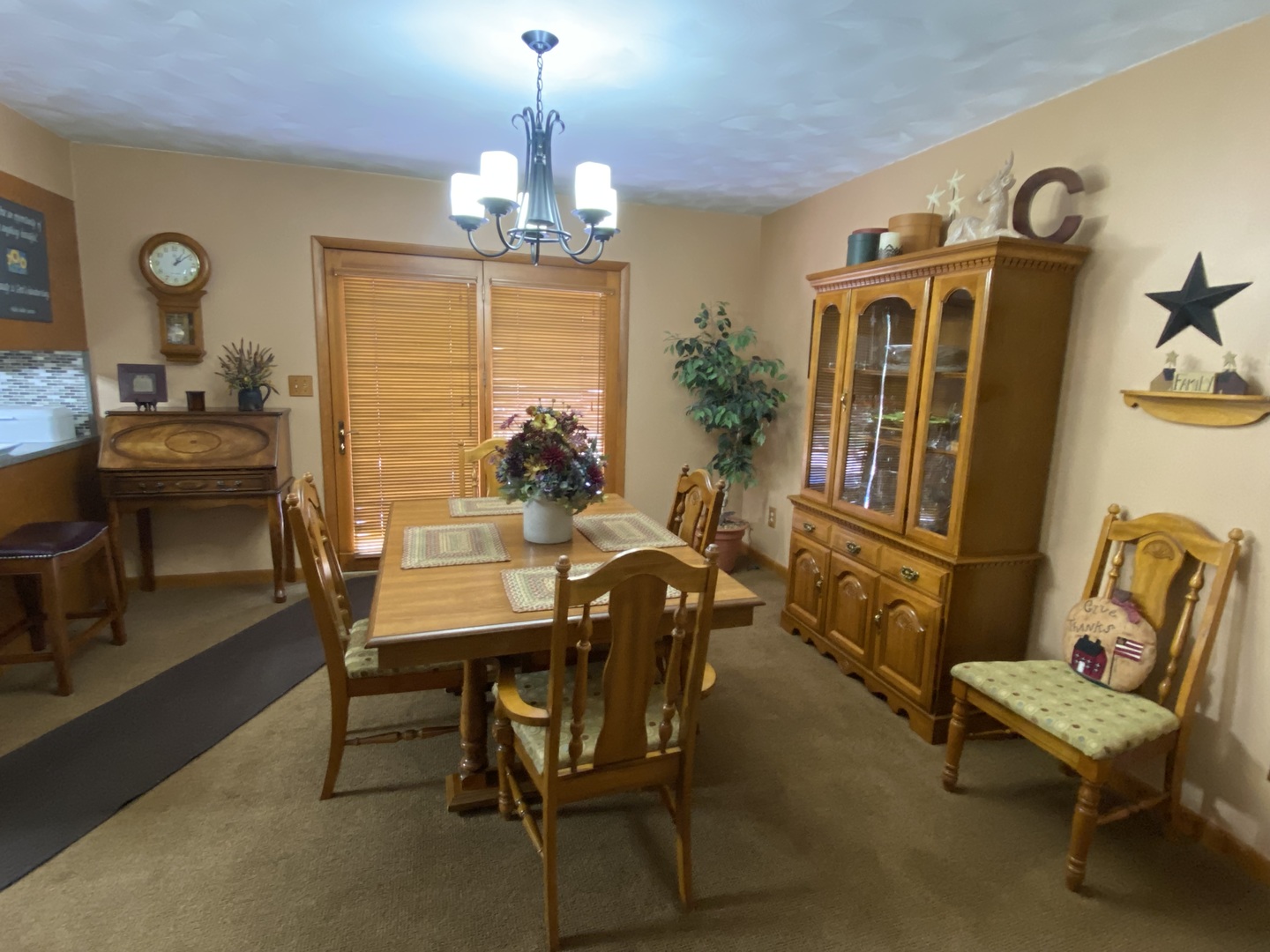 5702 N Thompsonville Road Property Photo 47