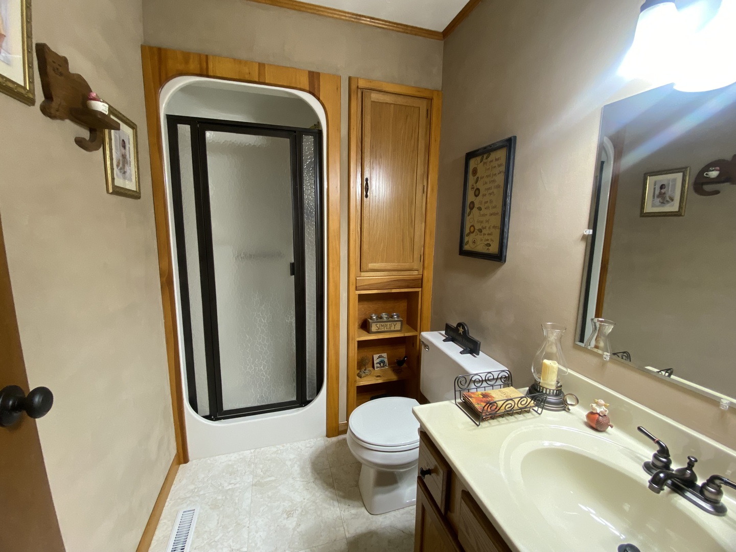 5702 N Thompsonville Road Property Photo 58