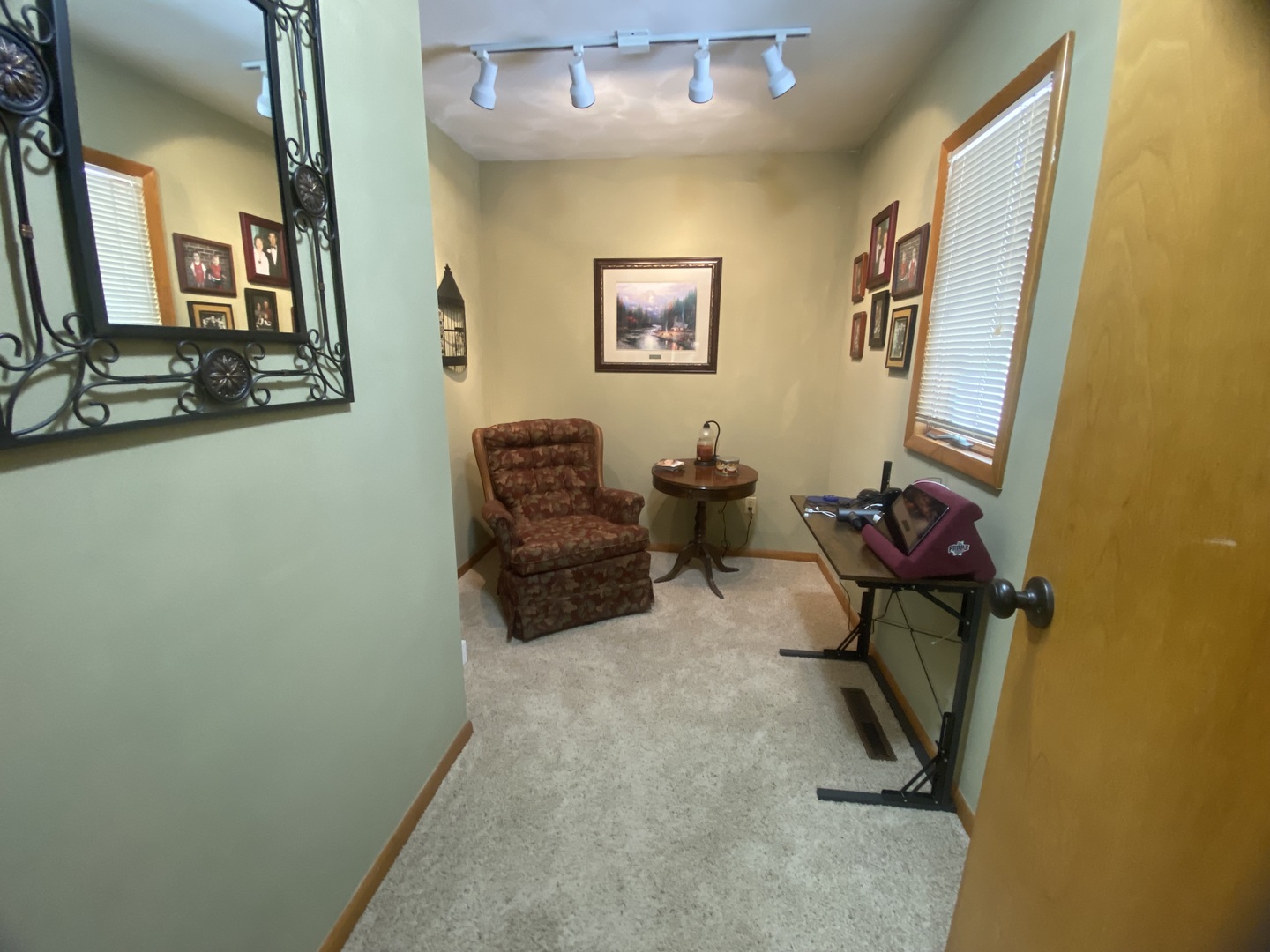 5702 N Thompsonville Road Property Photo 68