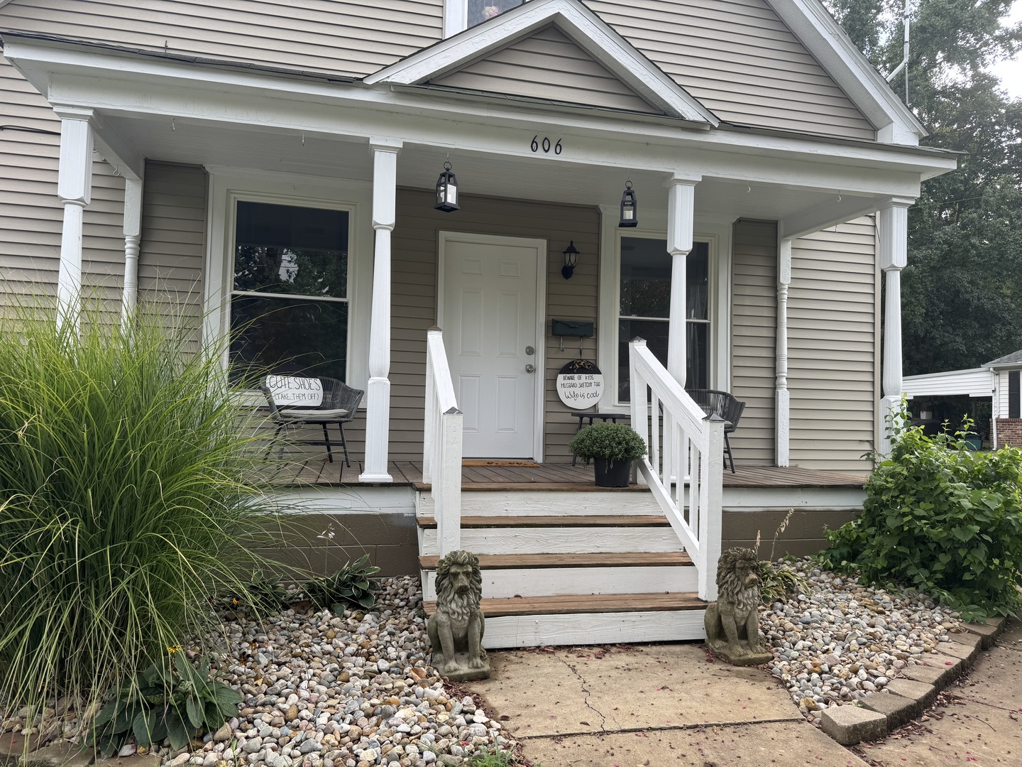 606 E Webster Street Property Photo 1