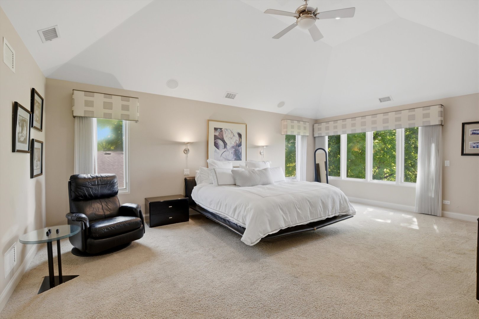 809 Edgemont Lane Property Photo 31