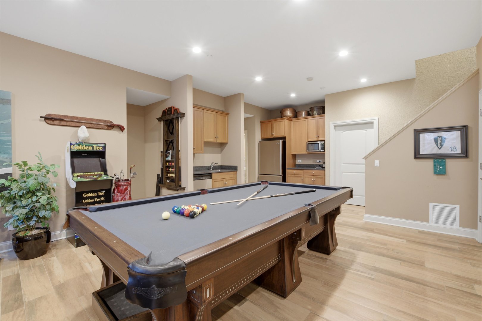 809 Edgemont Lane Property Photo 43