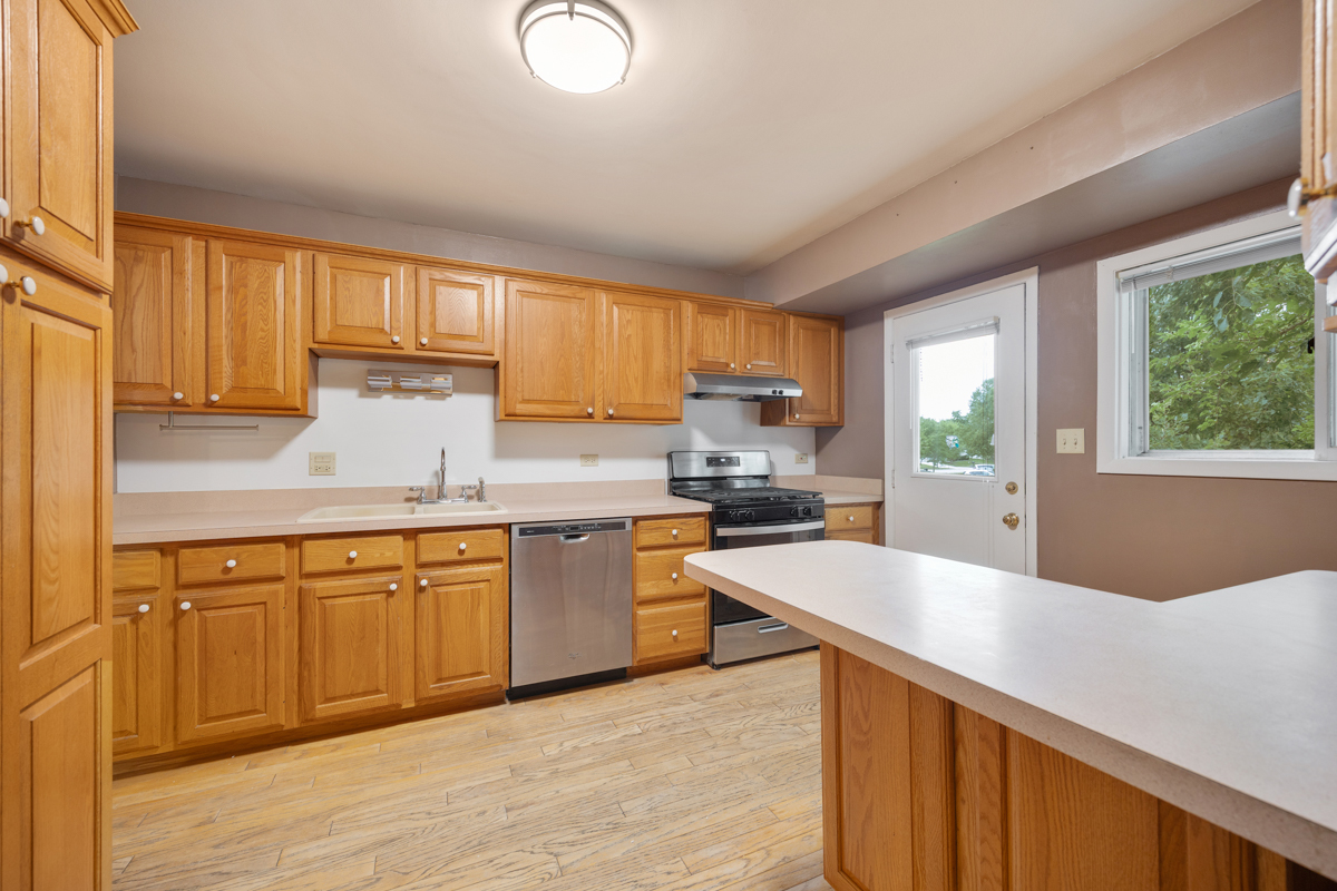 1381 Volkamer Trail Property Photo 8
