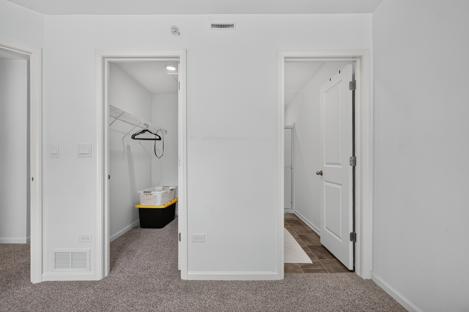 17317 Roscommon Road Property Photo 16