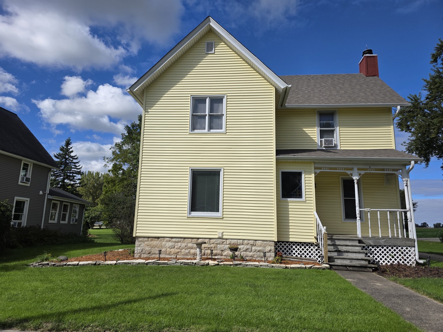244 Maple Street Property Photo 1