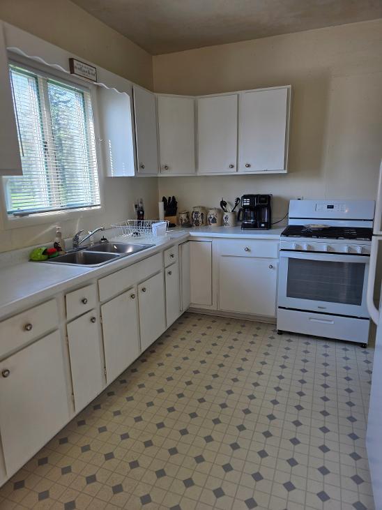 244 Maple Street Property Photo 6