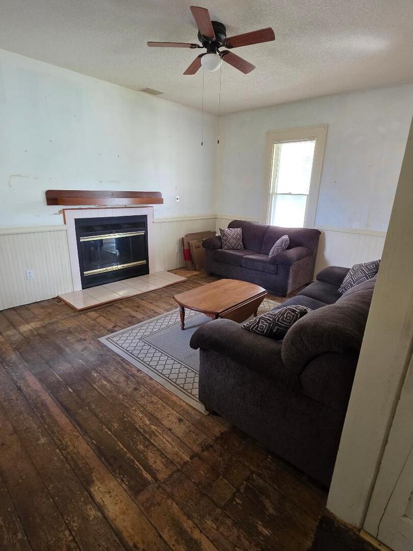 244 Maple Street Property Photo 11