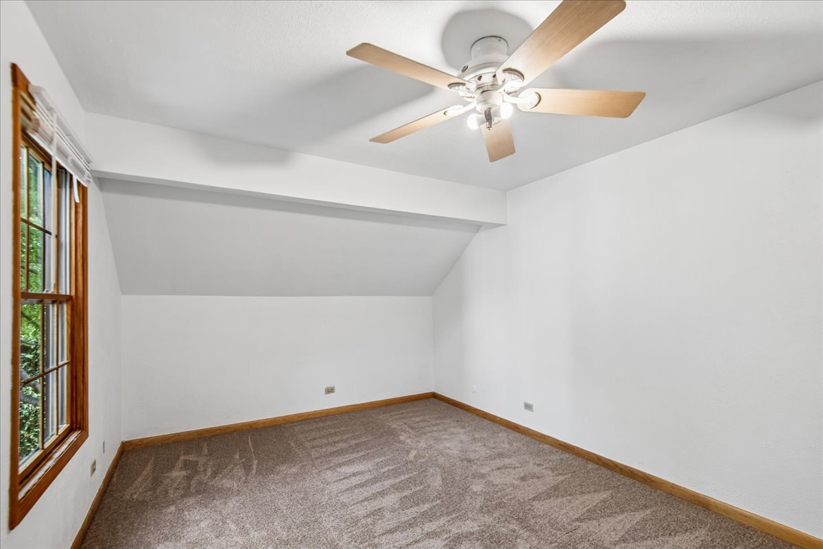 722 Shepard Court - Property Photo 14