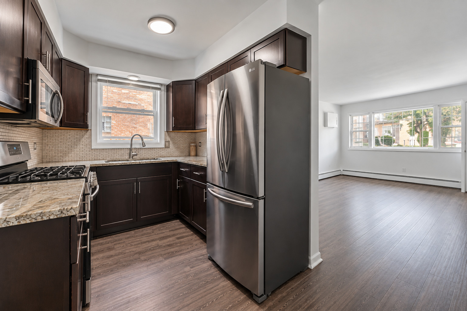 12756387 Property Photo 3