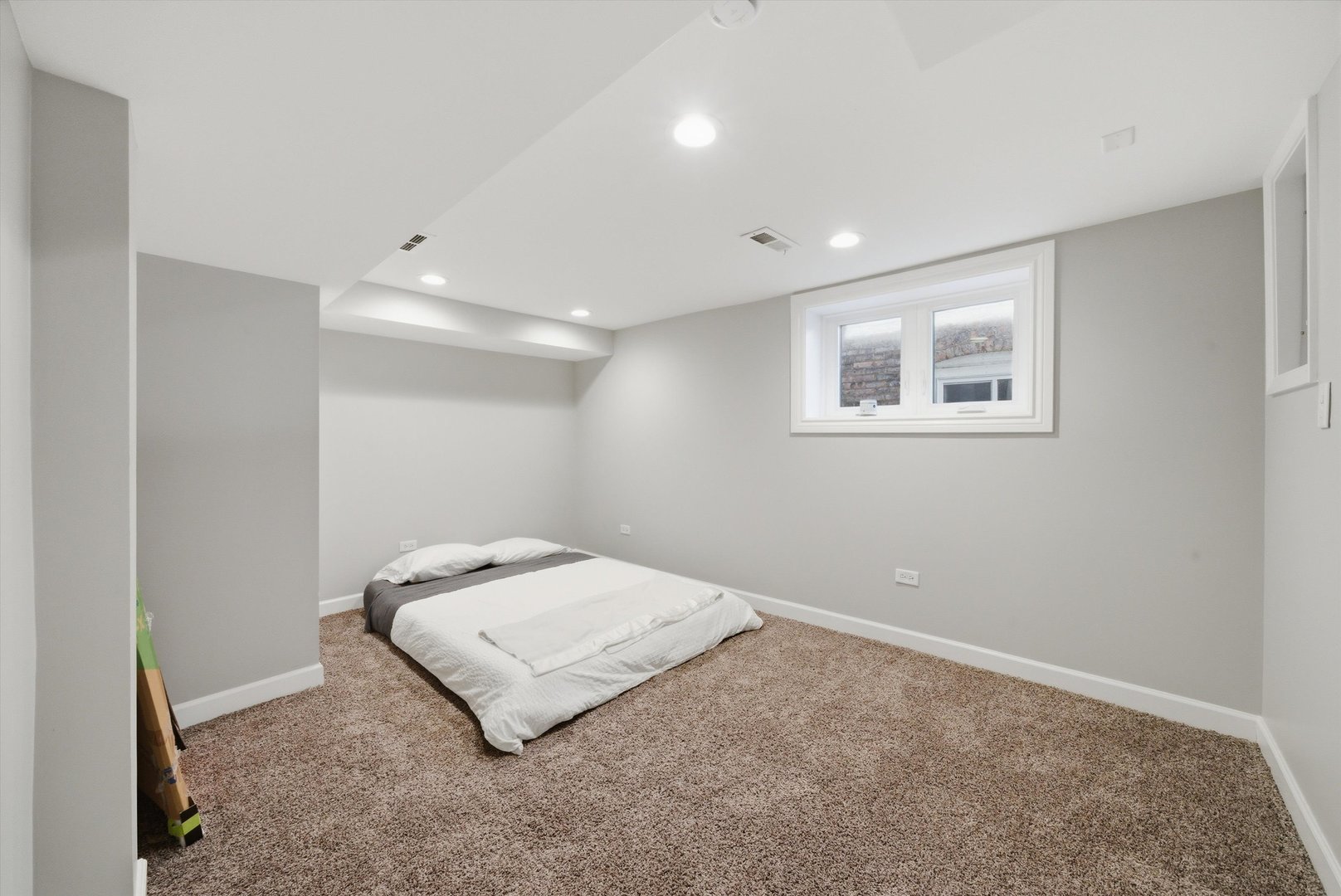 1423 Ridgeland Avenue Property Photo 19