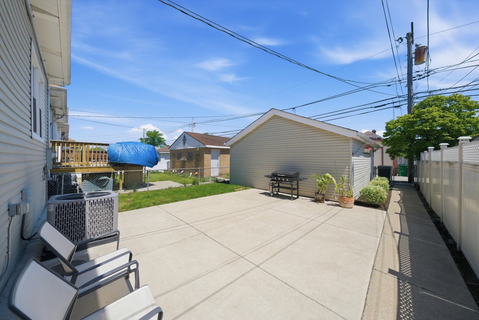 1423 Ridgeland Avenue Property Photo 21