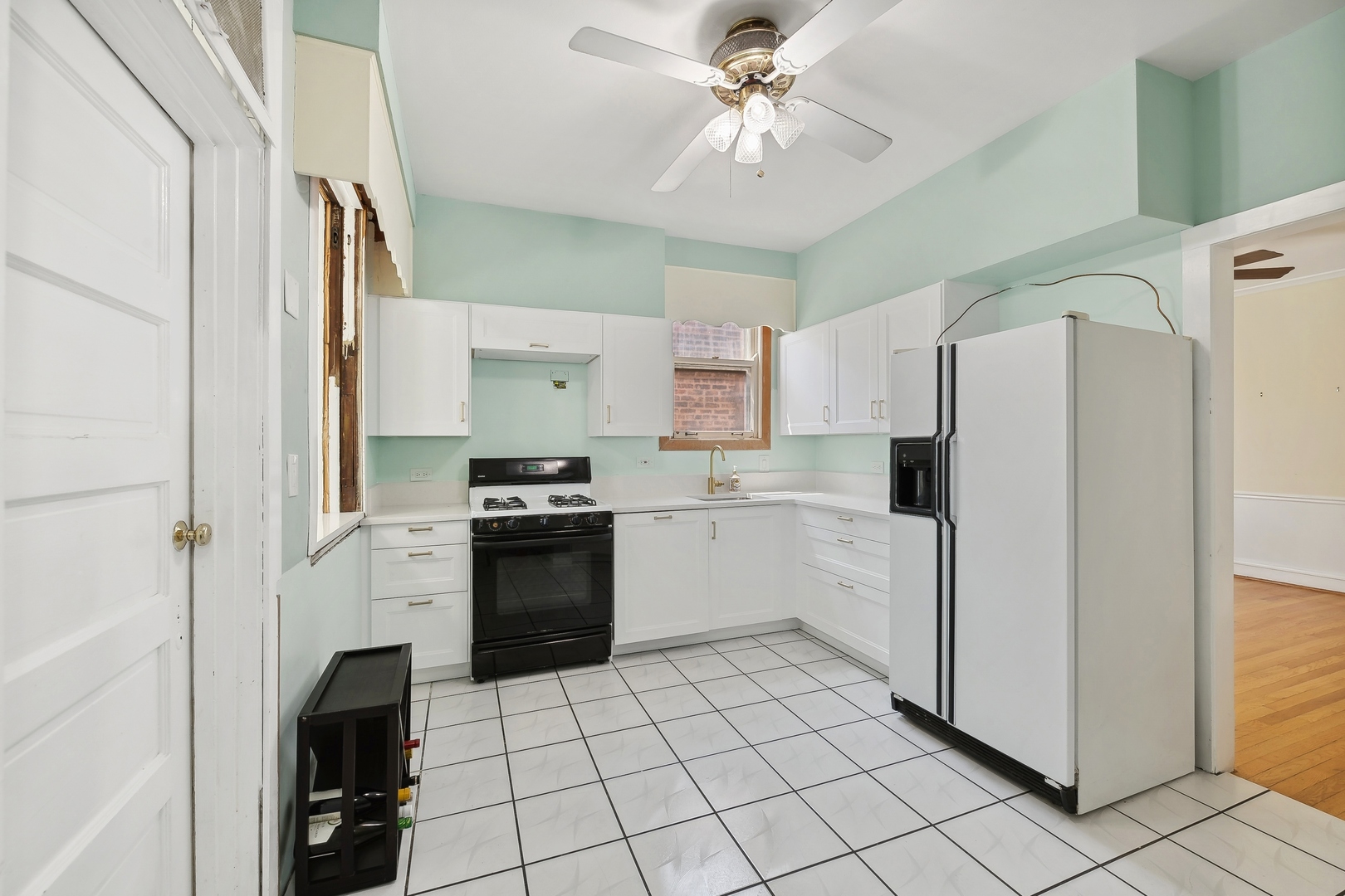 4937 N Talman Avenue 1 Property Photo 4