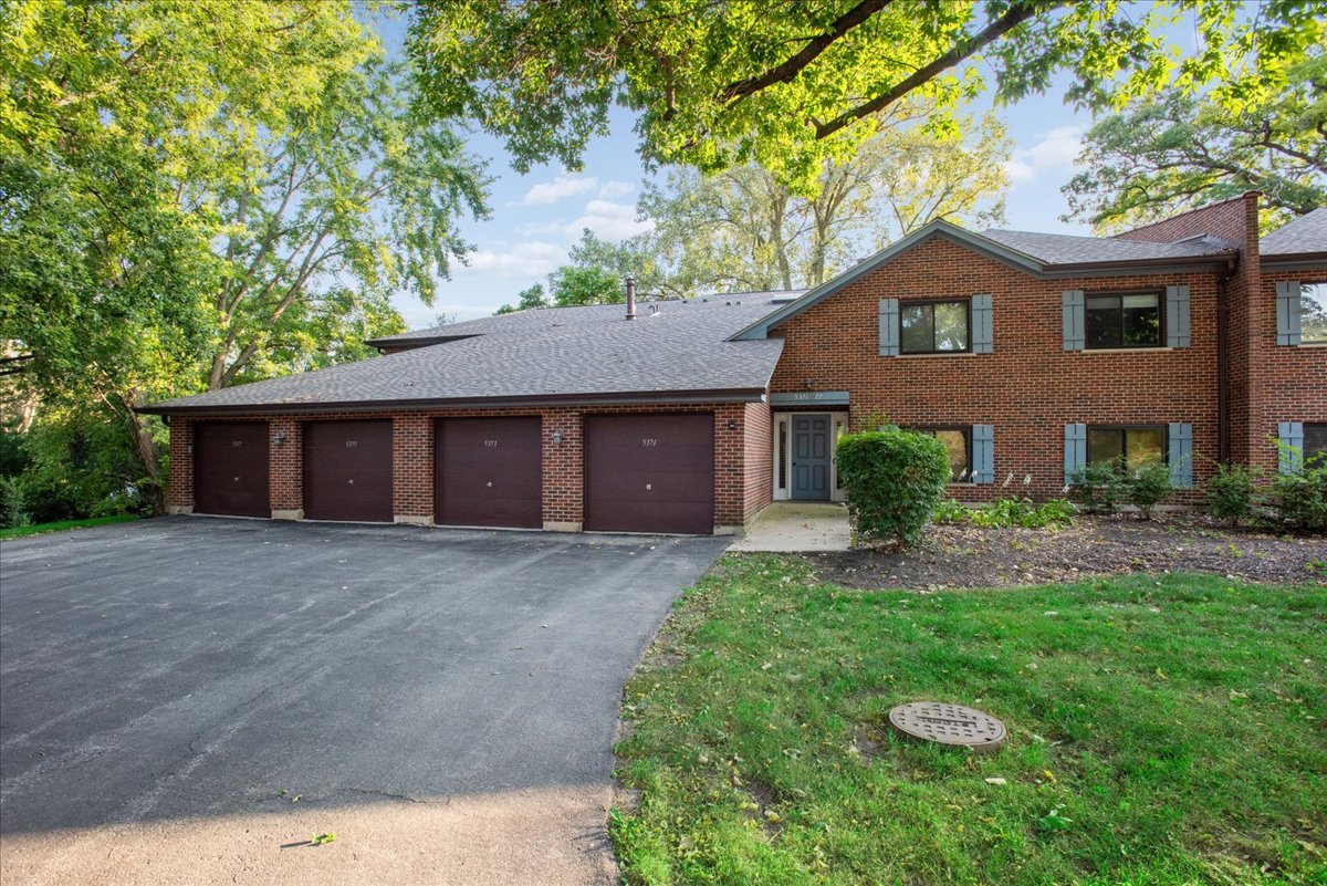 5373 Newport Drive 2-4b Property Photo 1