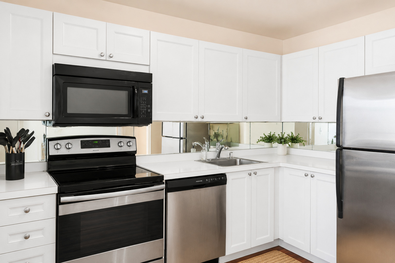 405 N Wabash Avenue 1710 Property Photo 7