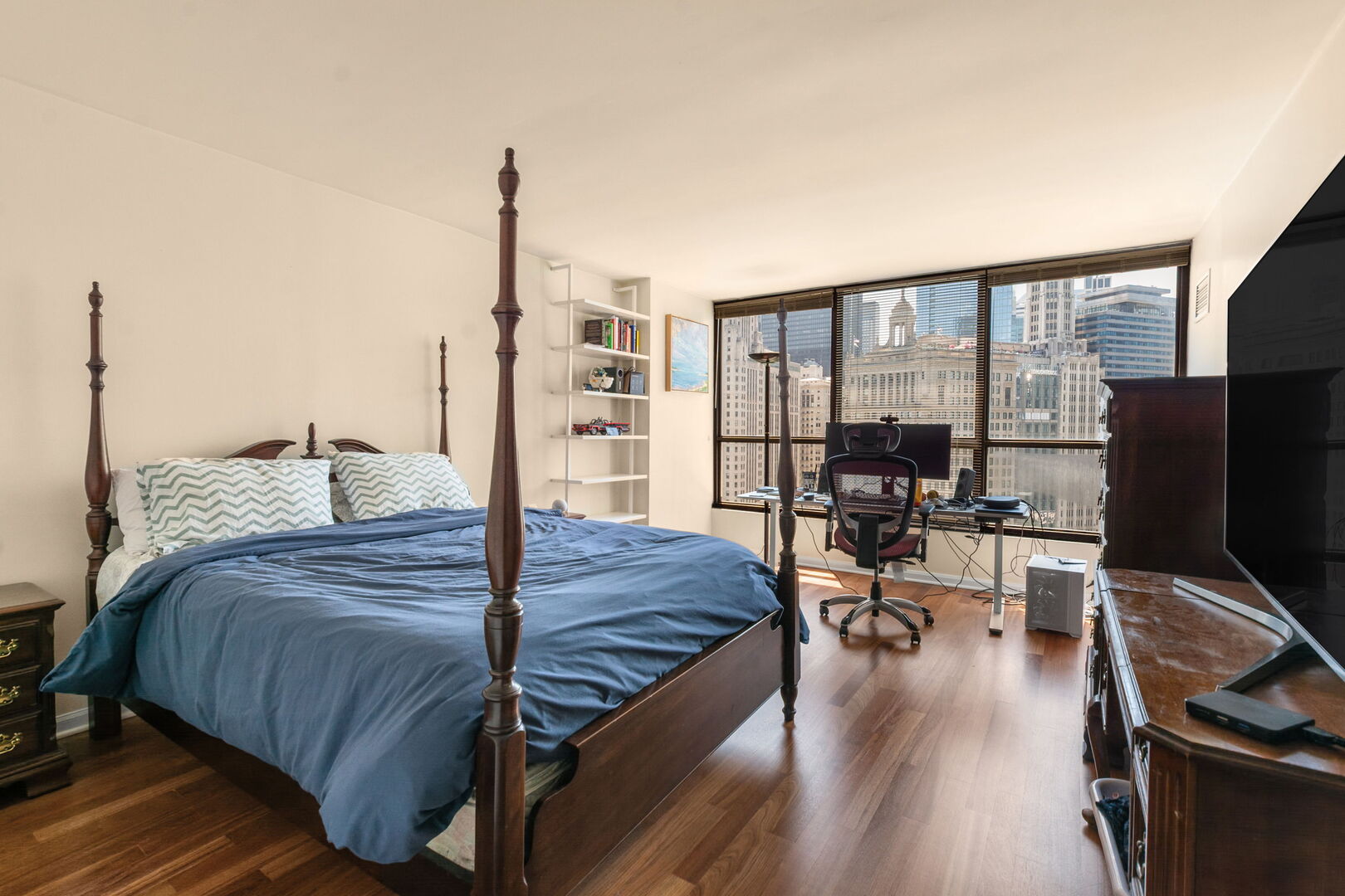 405 N Wabash Avenue 1710 Property Photo 13