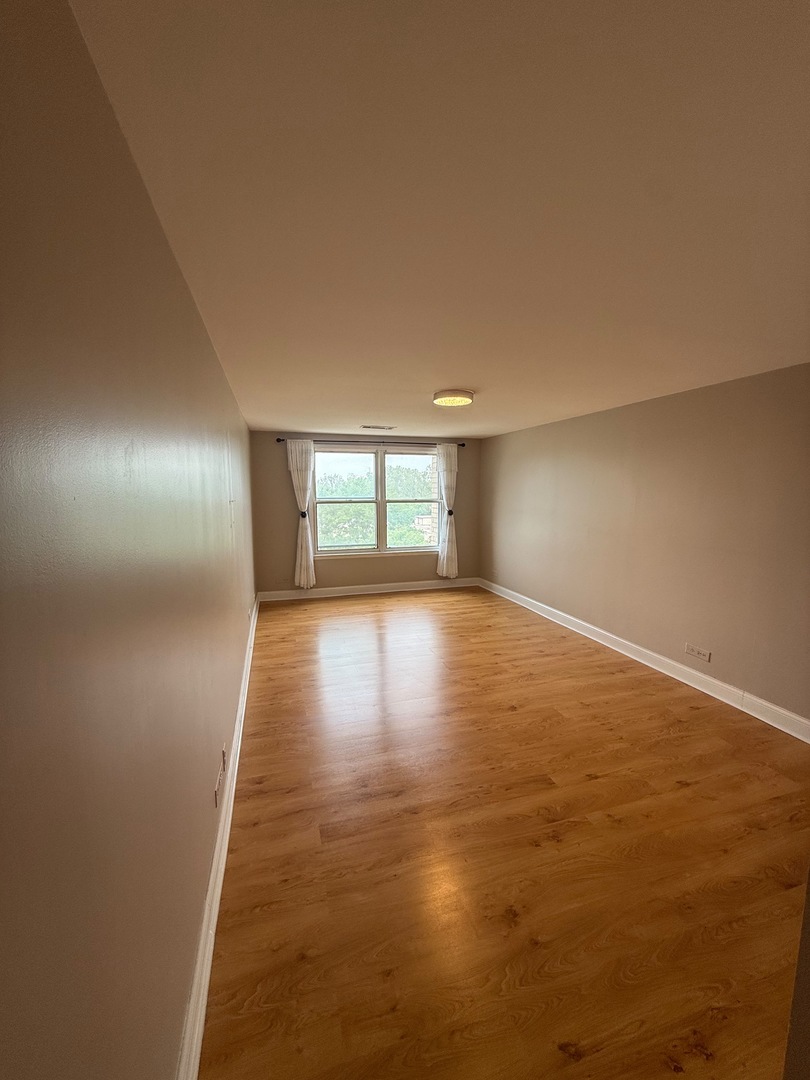 4601 W Touhy Avenue 506 Property Photo 7
