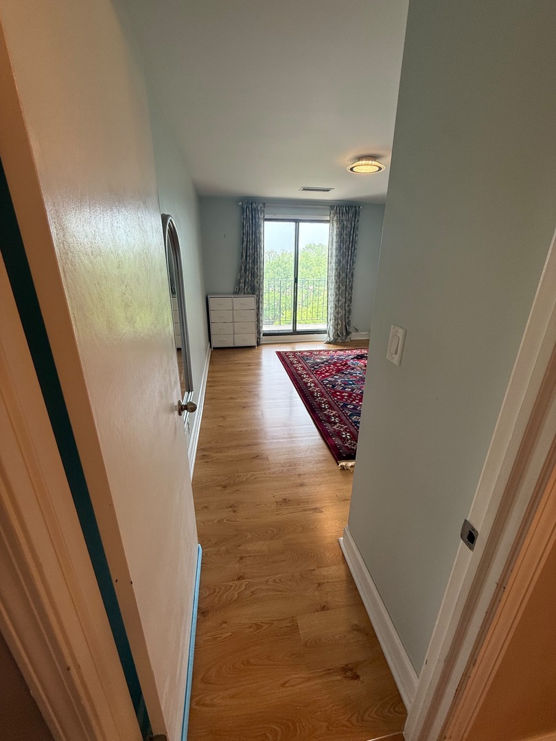 4601 W Touhy Avenue 506 Property Photo 8