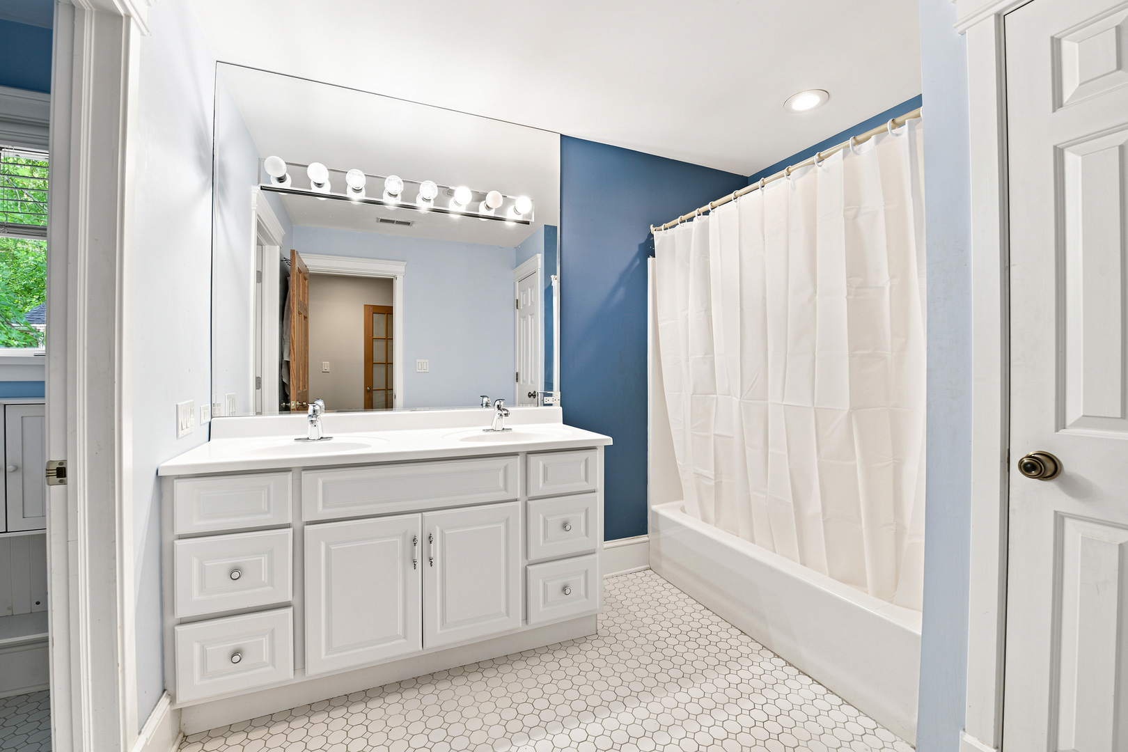 215 58th Street Property Photo 20