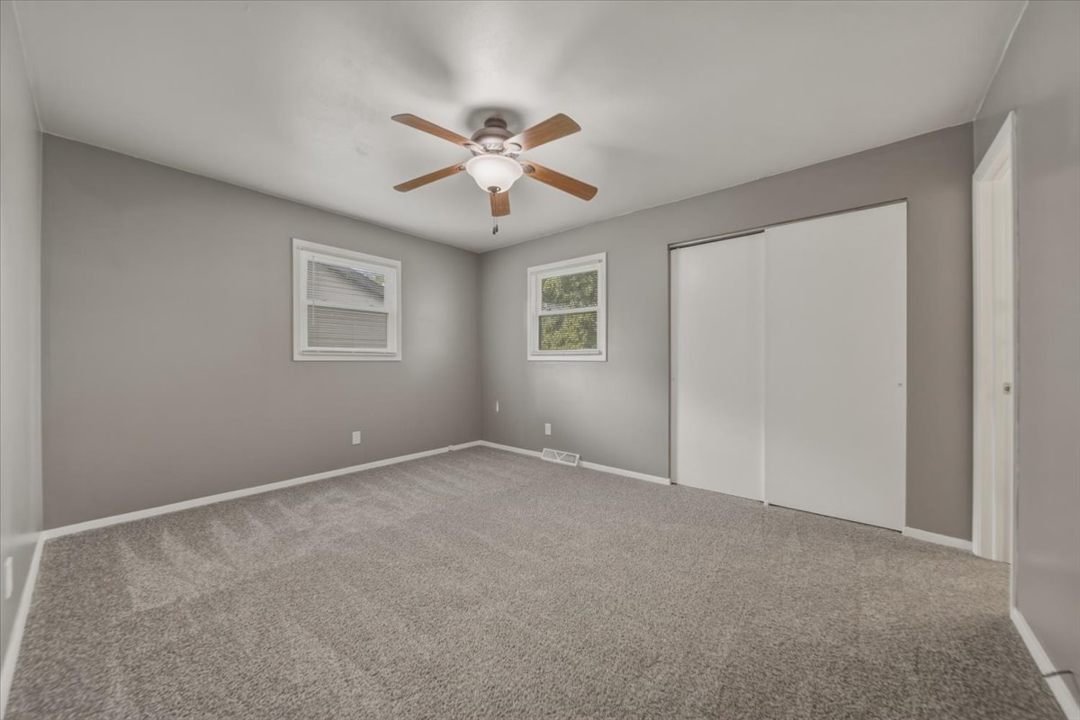 1267 Sunnymeade Drive Property Photo 17
