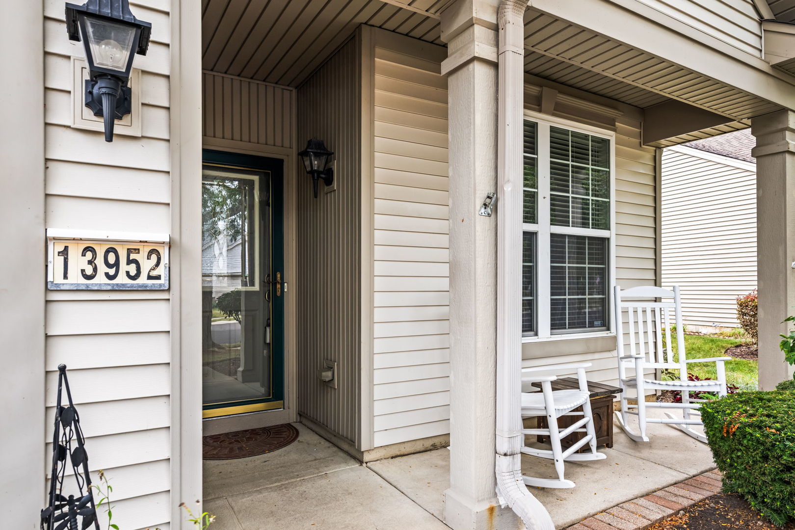 13952 Palisades Avenue Property Photo 4