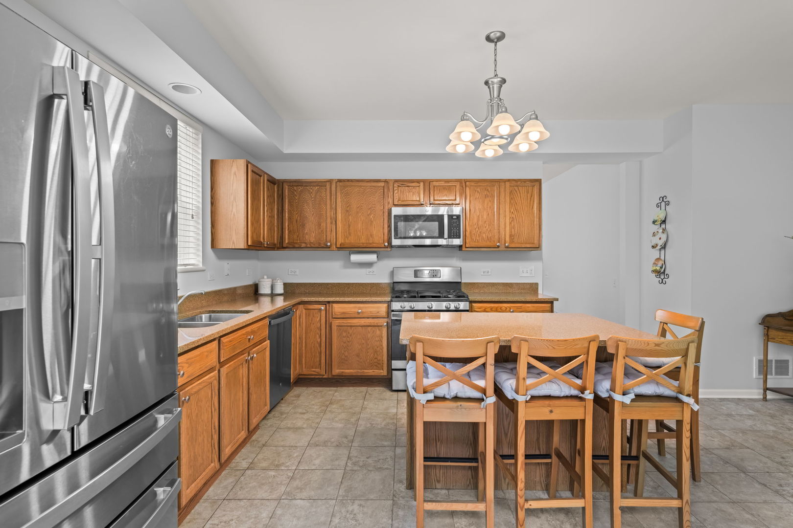 13952 Palisades Avenue Property Photo 13