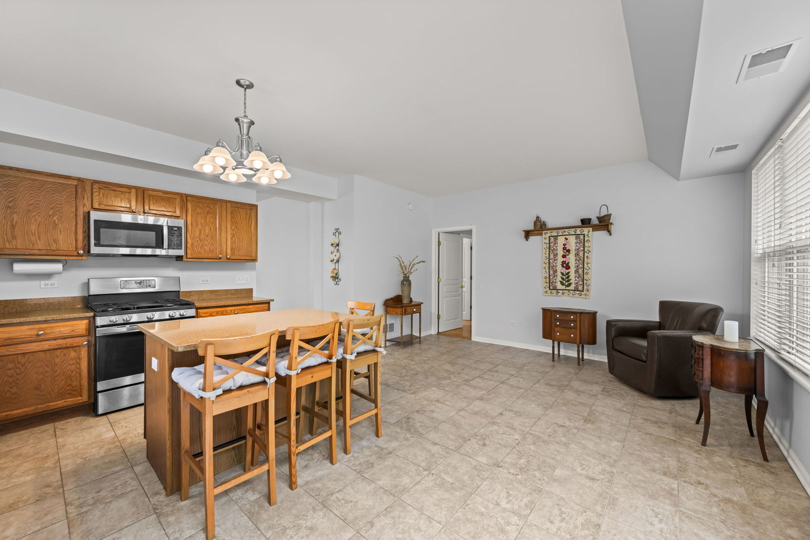 13952 Palisades Avenue Property Photo 14