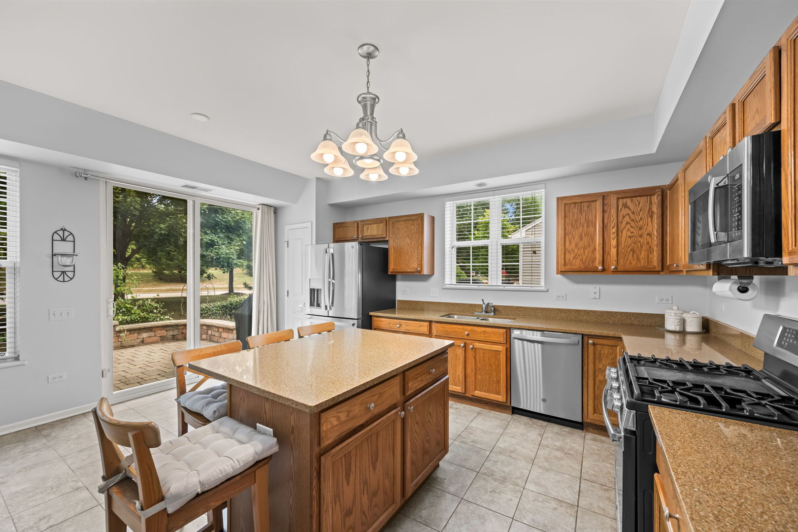 13952 Palisades Avenue Property Photo 16
