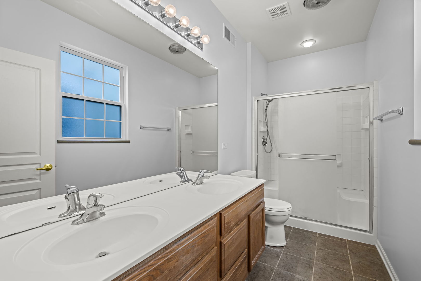 13952 Palisades Avenue Property Photo 22