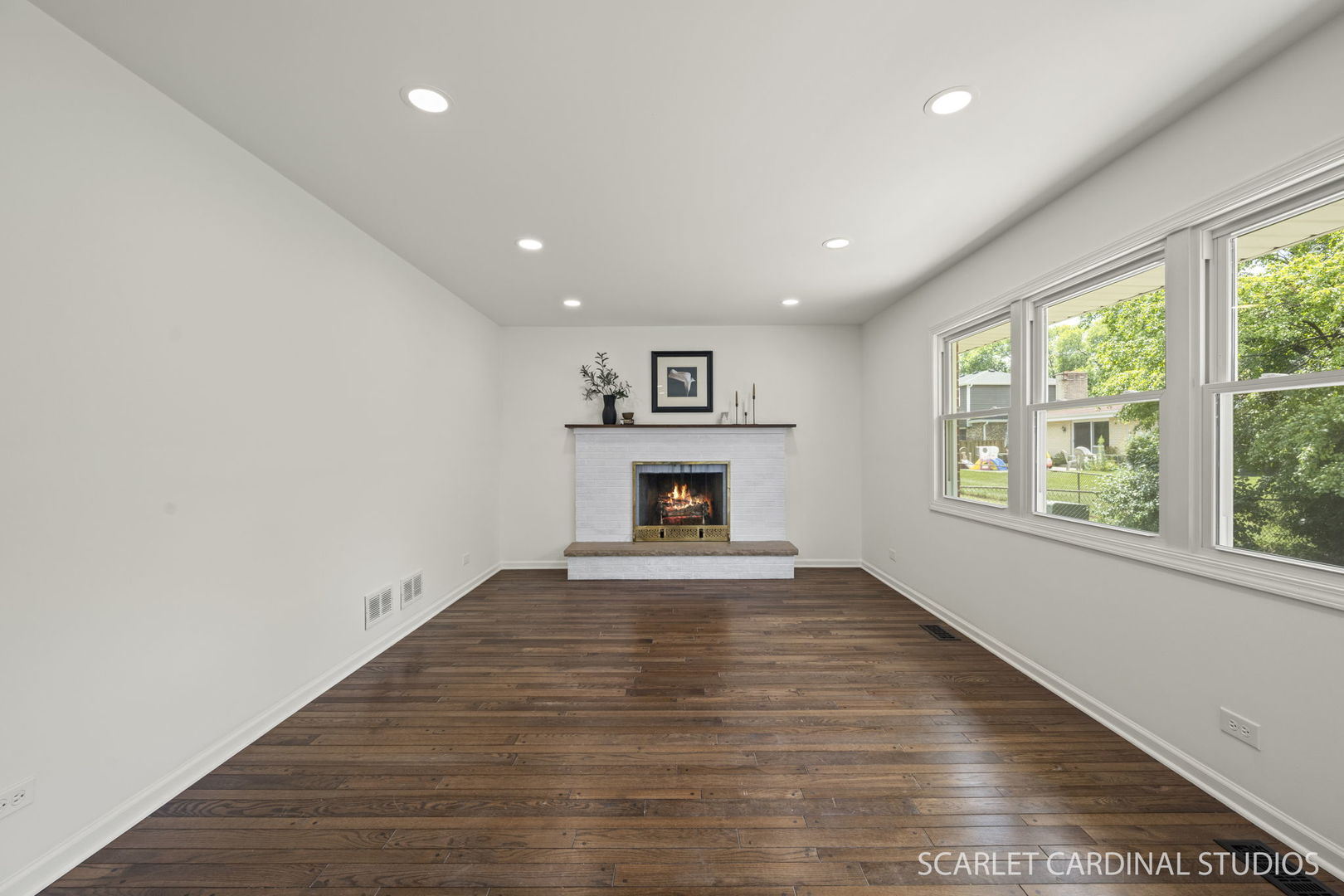 1110 S Fernandez Avenue Property Photo 6