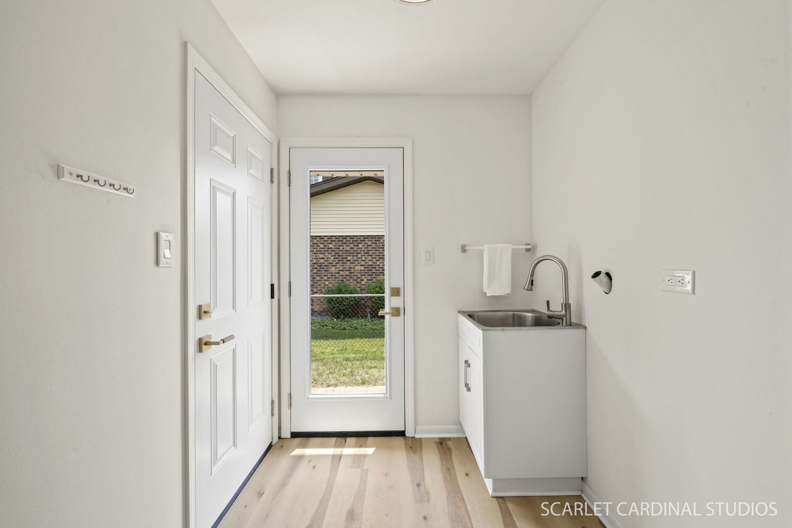 1110 S Fernandez Avenue Property Photo 13