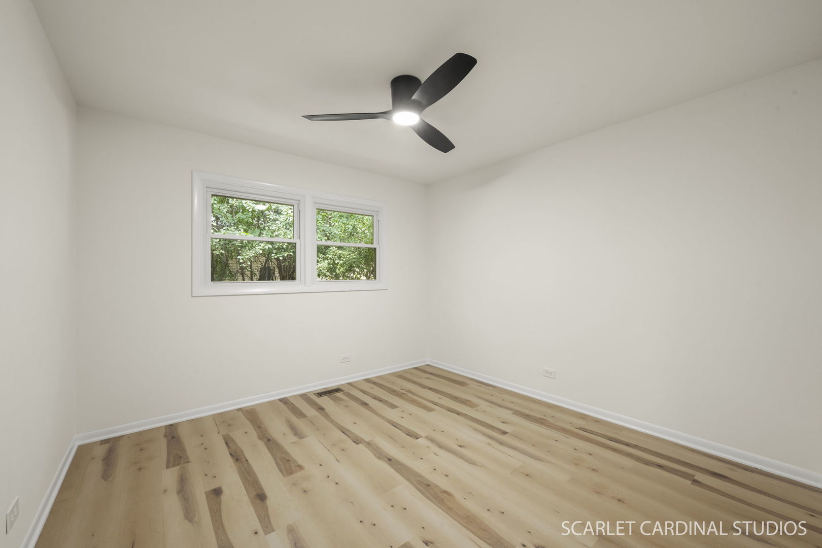 1110 S Fernandez Avenue Property Photo 19
